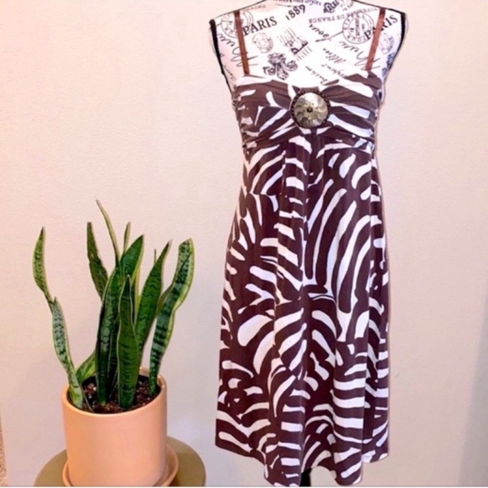 Nine West tropical strappy dress (S) brown/ivory jersey metallic